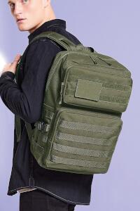 Produktfoto BagBase großer Rucksack im Army-Stil